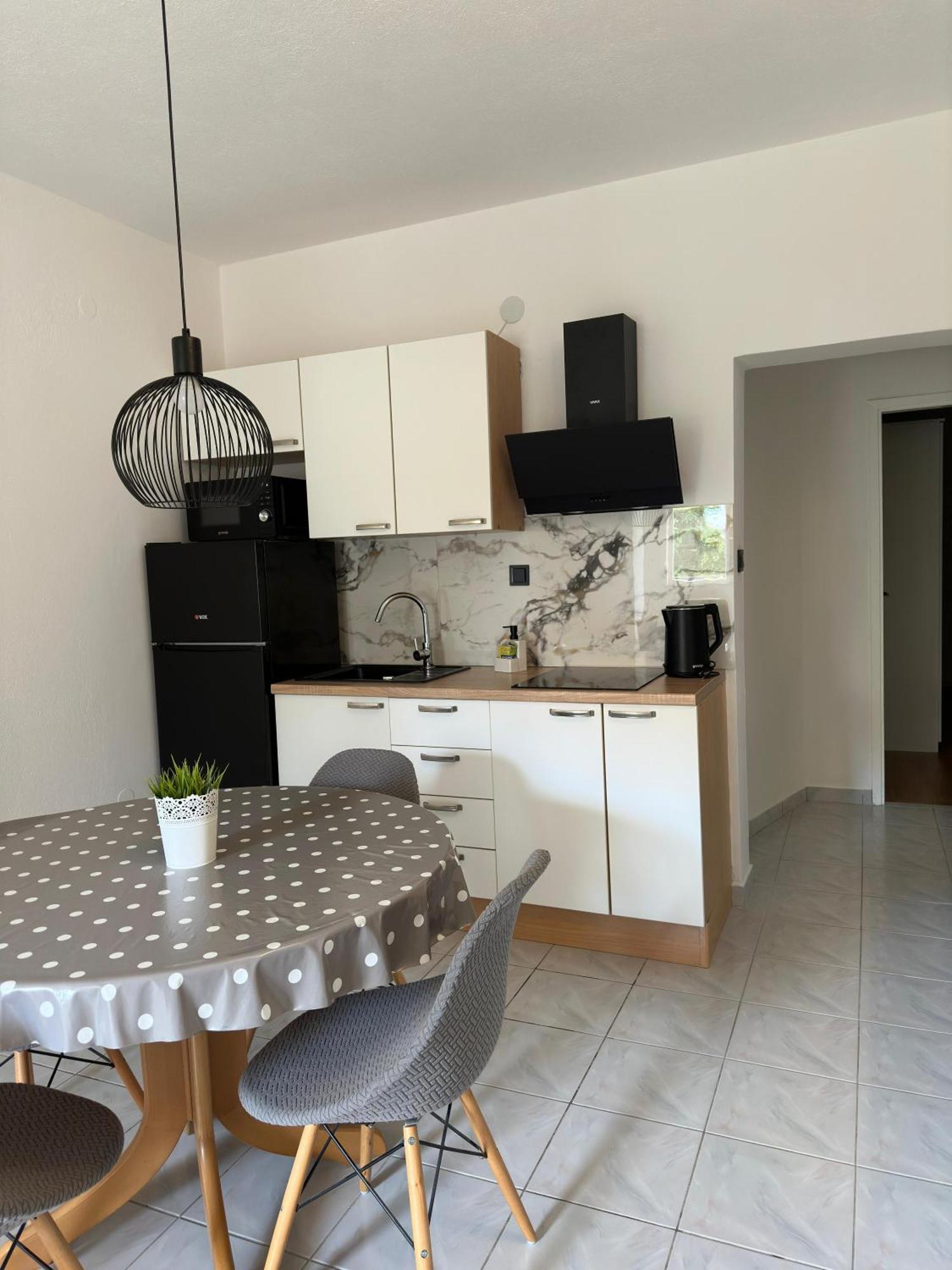 Apartmani Daria Оребич Экстерьер фото